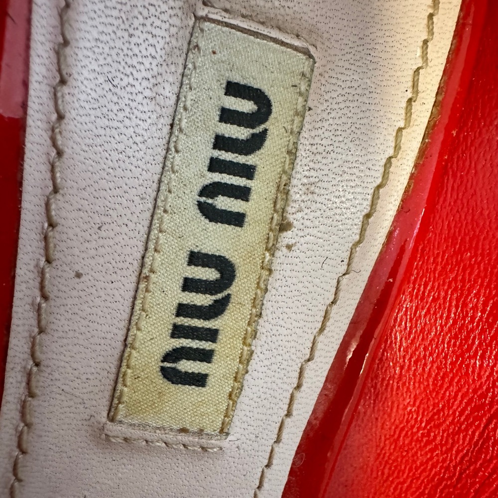 Miu Miu red patent leather heel pumps with crystal embellishments on the heels - Picture 9 of 12